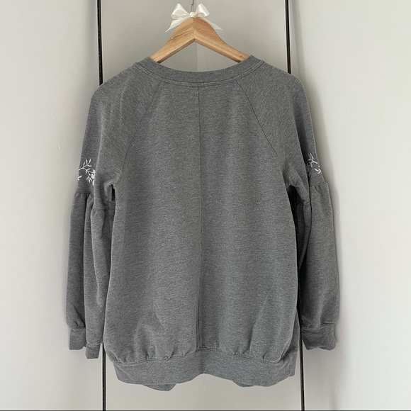 isabel Maternity by Ingrid & Isabel | Gray Puff Sleeve Maternity Sweatshirt | S - Picture 7 of 8